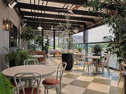 Suncourt Hotel & Conference Centre