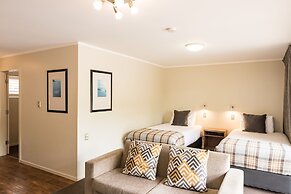 Suncourt Hotel & Conference Centre