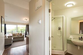 Suncourt Hotel & Conference Centre