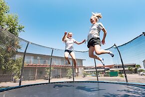 Suncourt Hotel & Conference Centre