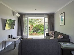 Suncourt Hotel & Conference Centre