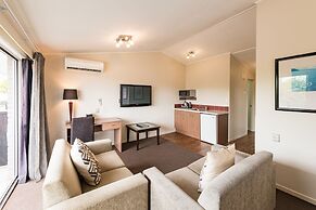 Suncourt Hotel & Conference Centre