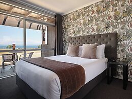 Suncourt Hotel & Conference Centre