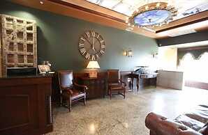 The Campbell Hotel on Route 66