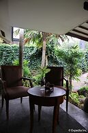 Joaquin's Bed and Breakfast