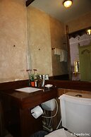 Joaquin's Bed and Breakfast