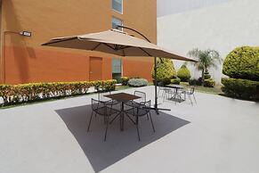 City Express Junior by Marriott Toluca Aeropuerto