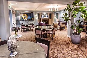 Hogarths Hotel
