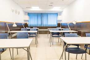 Albergue Inturjoven Sevilla - Hostel