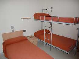 Albergue Inturjoven Sevilla - Hostel