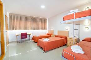 Albergue Inturjoven Sevilla - Hostel