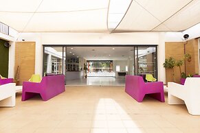 Albergue Inturjoven Sevilla - Hostel