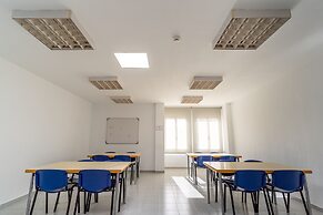Albergue Inturjoven Almería - Hostel