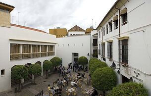 Albergue Inturjoven Córdoba - Hostel