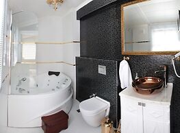 Sultan Tughra Hotel - Special Class