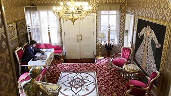 Sultan Tughra Hotel - Special Class