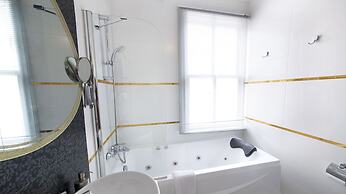 Sultan Tughra Hotel - Special Class