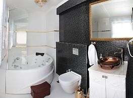 Sultan Tughra Hotel - Special Class