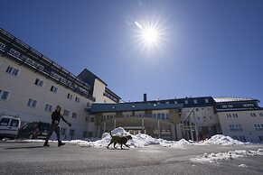 Albergue Inturjoven Sierra Nevada - Hostel