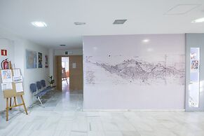 Albergue Inturjoven Granada - Hostel