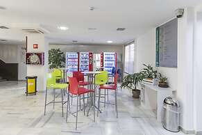 Albergue Inturjoven Granada - Hostel