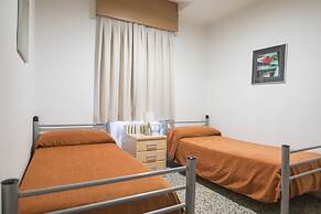 Albergue Inturjoven Granada - Hostel