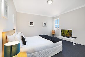 Sydney Airport Suites