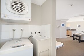 Sydney Airport Suites