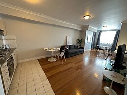 Sydney Airport Suites