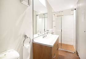 Sydney Airport Suites