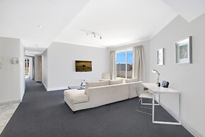 Sydney Airport Suites