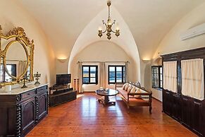 Lava Suites and Lounge