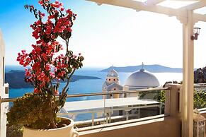 Lava Suites and Lounge