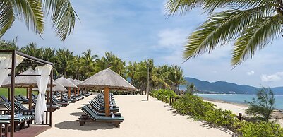 The St. Regis Sanya Yalong Bay Resort