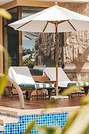 The St. Regis Sanya Yalong Bay Resort