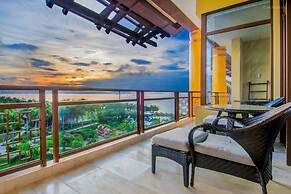 The St. Regis Sanya Yalong Bay Resort