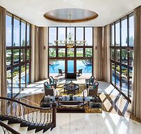 The St. Regis Sanya Yalong Bay Resort