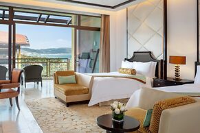 The St. Regis Sanya Yalong Bay Resort