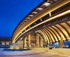 The St. Regis Sanya Yalong Bay Resort
