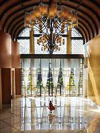 The St. Regis Sanya Yalong Bay Resort