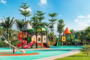 The St. Regis Sanya Yalong Bay Resort