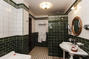 Hermitage Hotel