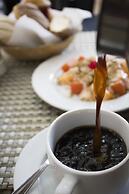 Estanza Hotel & Suites