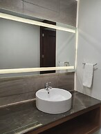 Estanza Hotel & Suites