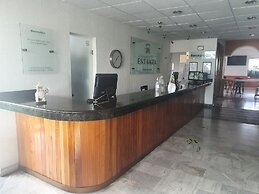 Estanza Hotel & Suites