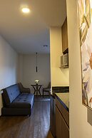 Estanza Hotel & Suites