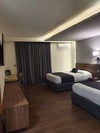 Estanza Hotel & Suites