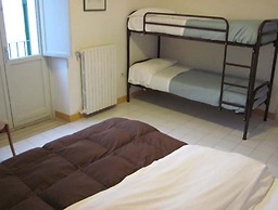 Ostello Ave Gratia Plena - Hostel