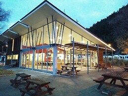 Hampshire Holiday Parks - Queenstown Lakeview