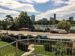 AJO Vienna Garden - Contactless Check-in